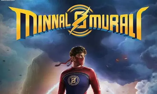 കൊള്ളാം..! ഈ നാടൻ സൂപ്പർഹീറോ -മിന്നൽ മുരളി റിവ്യൂ