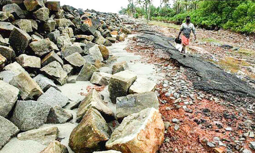 കടൽ കരയിച്ച ഓർമകളിൽ വൈപ്പിൻ; സൂനാമിത്തിരയില്‍ തീരവും ചിന്നിച്ചിതറി