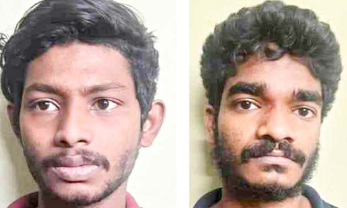 യു​വ​തി​യു​ടെ മൊബൈൽ ഫോൺ തട്ടിയെടുത്ത യുവാക്കൾ അറസ്​റ്റിൽ