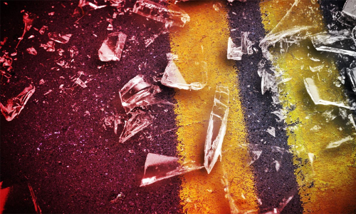 ബൈക്ക്​ ​ഹാ​ന്‍ഡി​ല്‍ ലോറിയിൽ കു​ടു​ങ്ങി രണ്ട്​ വിദ്യാർഥികൾക്ക്​ ദാരുണാന്ത്യം