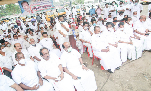 പി.​ടി​യു​ടെ സ്മ​ര​ണ​ക്ക് തൊ​ടു​പു​ഴ​യി​ൽ​ ലൈ​ബ്ര​റി​യും ഗ​വേ​ഷ​ണ കേ​ന്ദ്ര​വും