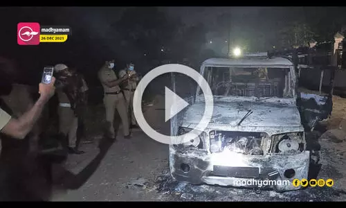 കിഴക്കമ്പലത്ത് കിറ്റെക്സ് തൊഴിലാളികളുടെ അഴിഞ്ഞാട്ടം