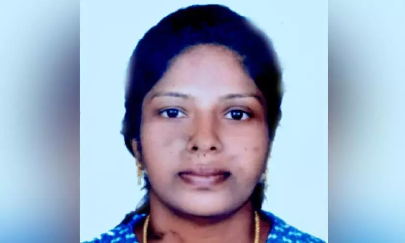 പ്രാർഥനകൾ വിഫലം; ഷിനി യാത്രയായി പ്രാർഥനകൾ വിഫലം; ഷിനി യാത്രയായി