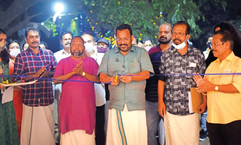 ഇറ്റ്ഫോക്ക് ഫോട്ടോ പ്രദര്ശനം തുടങ്ങി ഇറ്റ്ഫോക്ക് ഫോട്ടോ പ്രദര്ശനം തുടങ്ങി