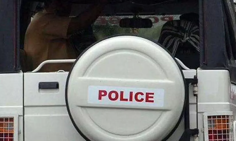police 27112122
