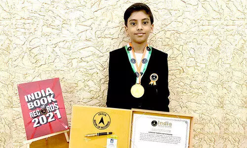 ഇ​ന്ത്യ ബു​ക്ക്‌ ഓ​ഫ് റെ​ക്കോ​ഡ്​​സ്​ നി​റ​വി​ല്‍ ഒ​മ്പ​ത് വ​യ​സ്സു​കാ​ര​ന്‍ ബ​ദ​ര്‍ നു​ഫൈ​ല്‍