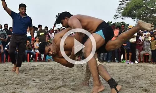 മലർത്തിയടി...  ഫോർട്ട് കൊച്ചിയിലെ ഗാട്ടാ ഗുസ്തി മത്സരം കാണാം...