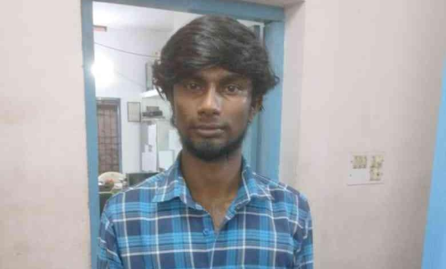 പടക്കമെറിഞ്ഞ് യുവാവിനെ വെട്ടി പരിക്കേൽപിച്ച രണ്ടുപേരെ അറസ്റ്റ് ചെയ്തു