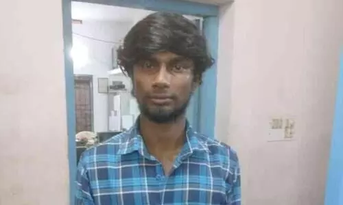 പടക്കമെറിഞ്ഞ് യുവാവിനെ വെട്ടി പരിക്കേൽപിച്ച രണ്ടുപേരെ അറസ്റ്റ് ചെയ്തു