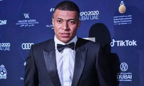 ദുബൈ ​േഗ്ലാബ്​ സോക്കർ അവാർഡ്​: എംബാപ്പെ മികച്ച താരം