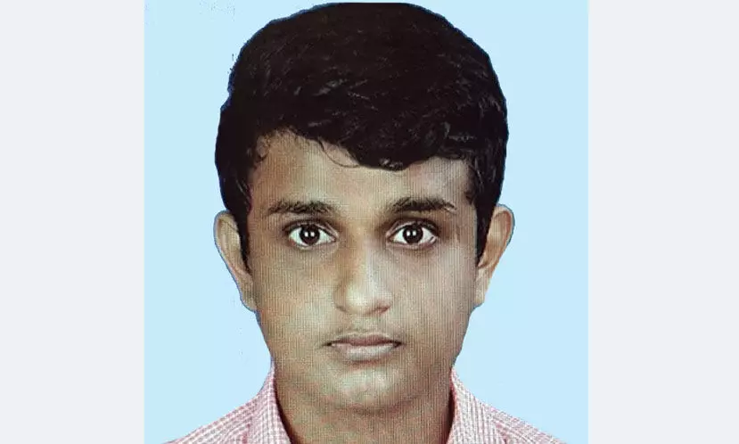 അമിതവേഗതയിലെത്തിയ ഓട്ടോയിടിച്ച് വിദ്യാർഥി മരിച്ചു അമിതവേഗതയിലെത്തിയ ഓട്ടോയിടിച്ച് വിദ്യാർഥി മരിച്ചു