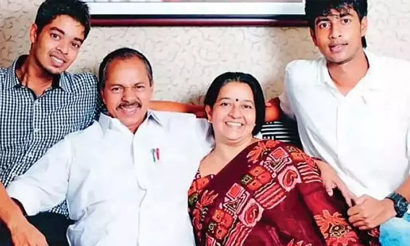 ഈ സ്നേഹത്തിൽ ഞാനും മക്കളും അഭയം തേടുന്നു -എല്ലാവർക്കും നന്ദി പറഞ്ഞ് ഉമാ തോമസ്