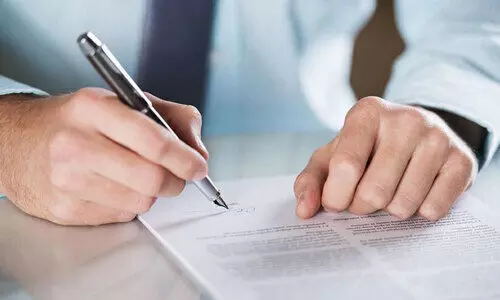 യൂ​ത്ത് സെ​ന്‍റ​ർ പ​ദ്ധ​തി​: യു​വ​ജ​ന മ​ന്ത്രാ​ല​യം ആ​റ്​ ക​രാ​റു​ക​ളി​ൽ ഒ​പ്പു​െ​വ​ച്ചു