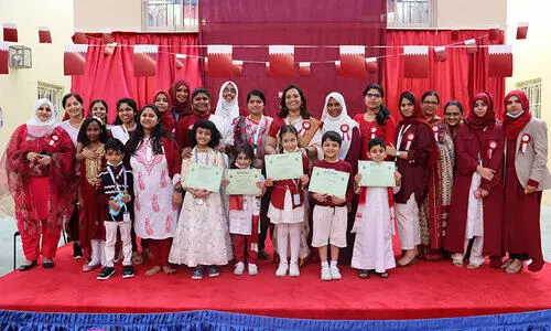 ബ്രി​ല്ല്യ​ന്‍റ്​ സ്കൂ​ളി​ൽ ദേ​ശീ​യ ദി​നാ​ഘോ​ഷം