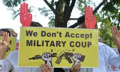 മ്യാ​ന്മ​റി​ൽ പ്ര​തി​ഷേ​ധി​ച്ച മോ​ഡ​ലി​ന്​ ത​ട​വ്​