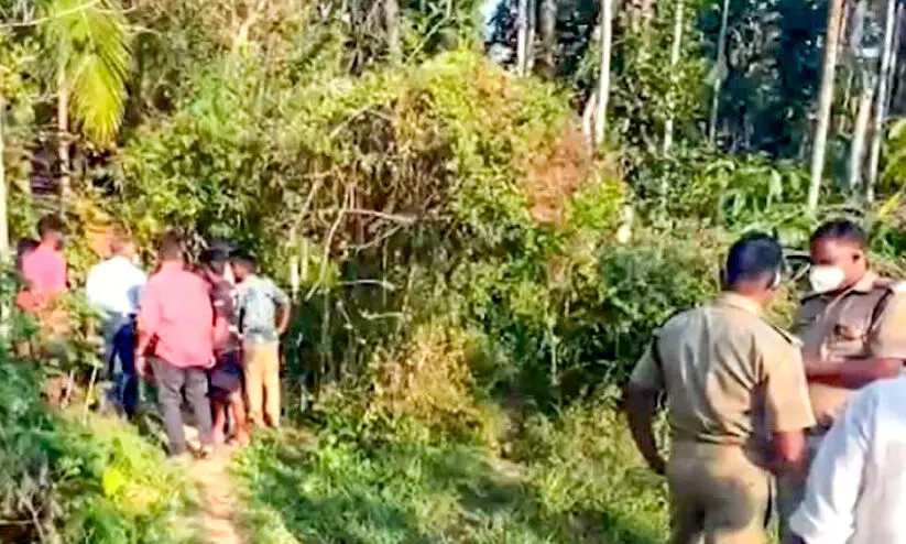 കൊലപാതകത്തി​െൻറ അമ്പരപ്പിൽ ആയിരംകൊല്ലി