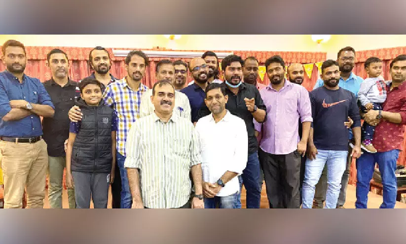 അധ്യാപകർക്ക് ഇബ്രയിൽനിന്ന് യാത്രയയപ്പ് അധ്യാപകർക്ക് ഇബ്രയിൽനിന്ന് യാത്രയയപ്പ്