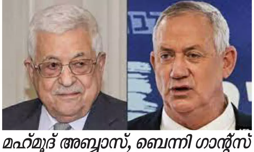 മ​ഹ്​​മൂ​ദ്​ അ​ബ്ബാ​സ്​ ഇ​സ്രാ​യേ​ലി​ൽ; ബെ​ന്നി ഗാ​ന്‍റ്​​സു​മാ​യി കൂ​ടി​ക്കാ​ഴ്ച