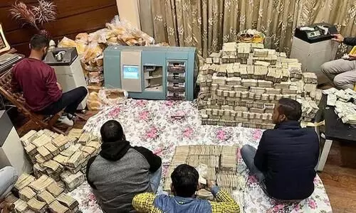 Akhilesh says  BJP raided its own mistake of Digital India