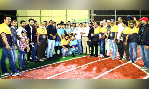 നാ​ദാ​പു​രം പ്രീ​മി​യ​ർ ലീ​ഗ്: ടീം ​ടോ​പോ​സ് ജേ​താ​ക്ക​ൾ