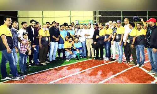 നാ​ദാ​പു​രം പ്രീ​മി​യ​ർ ലീ​ഗ്: ടീം ​ടോ​പോ​സ് ജേ​താ​ക്ക​ൾ