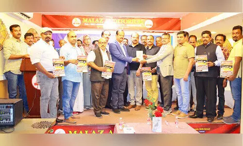 മ​രു​ഭൂ​മി​യി​ൽ മ​ഴ പെ​യ്യു​ന്നു പു​സ്ത​ക പ്ര​കാ​ശ​നം