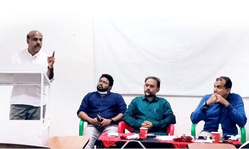 കെ-​റെ​യി​ൽ പ​ദ്ധ​തി കേ​ര​ള​ത്തി​ന് അ​നി​വാ​ര്യ​മ​ല്ല -പ്ര​വാ​സി സാം​സ്‌​കാ​രി​ക വേ​ദി