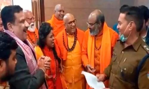 മുസ്​ലിംകളെ കൂട്ടക്കൊല നടത്താൻ ആ​ഹ്വാ​നം; മതനേതാക്കൾക്ക്​ പൊലീസ് നോട്ടീസ്​