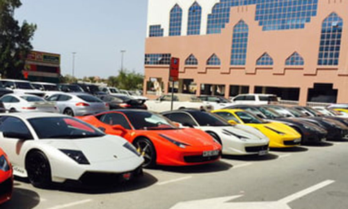 പുതുവല്‍സര അവധി: അബൂദബിയില്‍ സൗജന്യ പാർക്കിങ്​