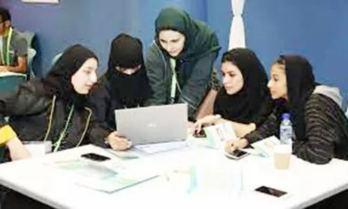 സ്​​ത്രീ ശാ​ക്തീ​ക​ര​ണ​ത്തി​ൽ മു​ന്നേ​റ്റം:  തൊ​ഴി​ൽ മേ​ഖ​ല​യി​ൽ സ്​​ത്രീ പ​ങ്കാ​ളി​ത്തം 2.9 ശ​ത​മാ​നം വ​ർ​ധി​ച്ചു