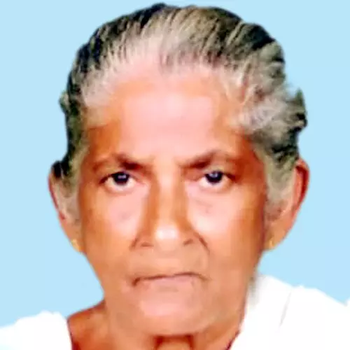 സ​രോ​ജി​നി​യ​മ്മ