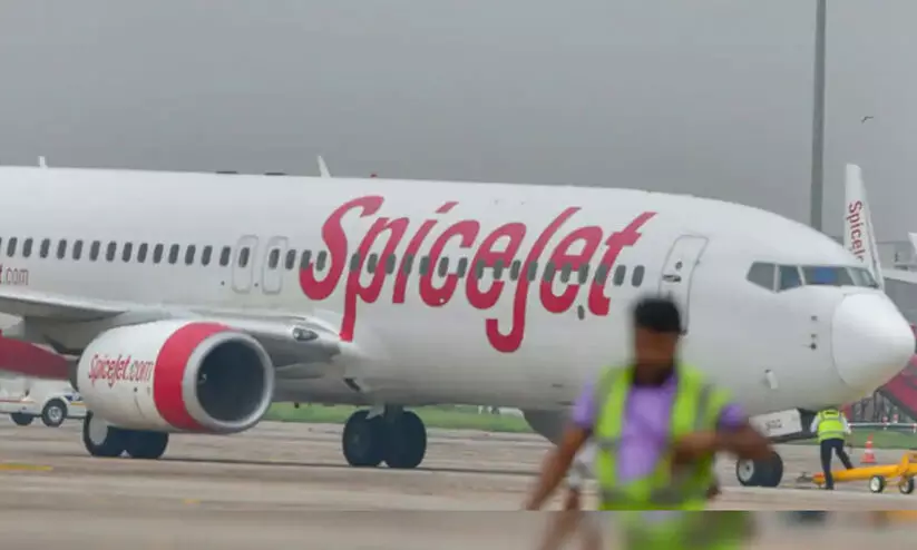 അനുമതിയില്ലാതെ സ്​പൈസ്​ ജെറ്റ്​ വിമാനം പറന്നുയർന്ന സംഭവത്തിൽ അന്വേഷണം