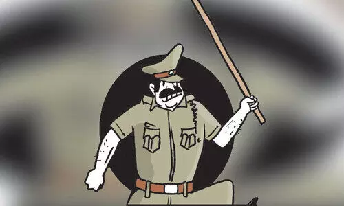 സിൽവർ ലൈൻ പദ്ധതിക്കെതിരായ പ്രതിഷേധം: കാവൽ പദ്ധതിയുടെ മറവിൽ അടിച്ചൊതുക്കാൻ ആഭ്യന്തര വകുപ്പ് സിൽവർ ലൈൻ പദ്ധതിക്കെതിരായ പ്രതിഷേധം: കാവൽ പദ്ധതിയുടെ മറവിൽ അടിച്ചൊതുക്കാൻ ആഭ്യന്തര വകുപ്പ്