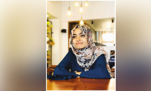 പുതുച്ചേരിയിൽ വാഹനാപകടത്തിൽ മരിച്ച വിദ്യാർഥിനിയുടെ മയ്യിത്ത് ഖബറടക്കി