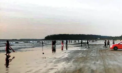 നിയന്ത്രണം തെറ്റിക്കാതെ കണ്ണൂർ; കരുതലോടെ പുതുവർഷപ്പിറവി