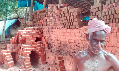 ചൂ​ള ഉ​ട​മ​ക​ള്‍ ഇഷ്​ടിക വ്യവസായത്തിൽ നിന്ന്​ പിന്മാറിയതോടെ തൊഴിലാളികൾ ദുരിതത്തിൽ