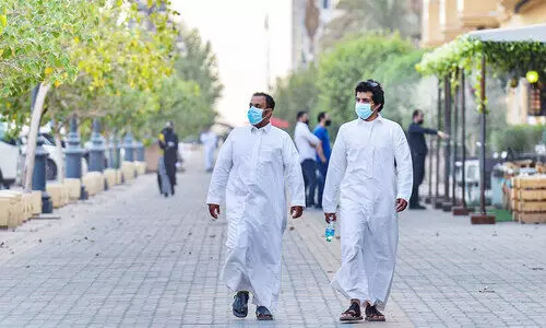 ആ​​രോ​​ഗ്യ​​ മു​​ൻ​​ക​​രു​​ത​​ൽ: 24 മ​​ണി​​ക്കൂ​​റി​​ൽ ക​​ണ്ടെ​​ത്തി​​യ​​ത്​ 4,154 ലം​​ഘ​​ന​​ങ്ങ​​ൾ ​