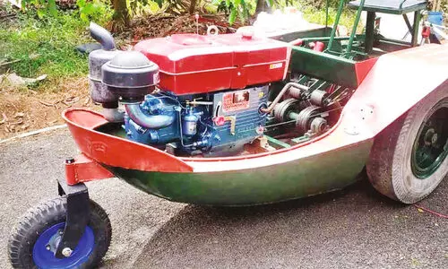 ചൈ​നീ​സ് ബോ​ട്ട് ട്രാ​ക്ട​ര്‍ തേ​വ​ര്‍പ്പാ​ട​ത്ത് നി​ല​മൊ​രു​ക്കും