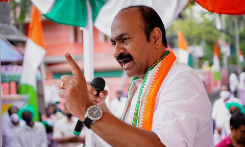 നിയമനം നിയമവിരുദ്ധമെങ്കിൽ വിസിയെ ഗവർണർ പുറത്താക്കണം -വി.ഡി. സതീശൻ