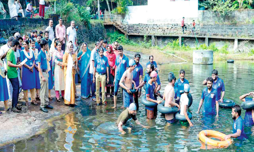 swimming pool of the Manjeri City Council swimming pool of the Manjeri City Council