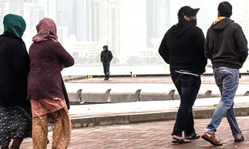 ത​ണു​​പ്പേ​റും