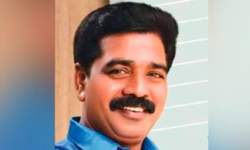 പൂവച്ചലിൽ പുറത്തായ സനൽകുമാർ വീണ്ടും പ്രസിഡന്‍റായി