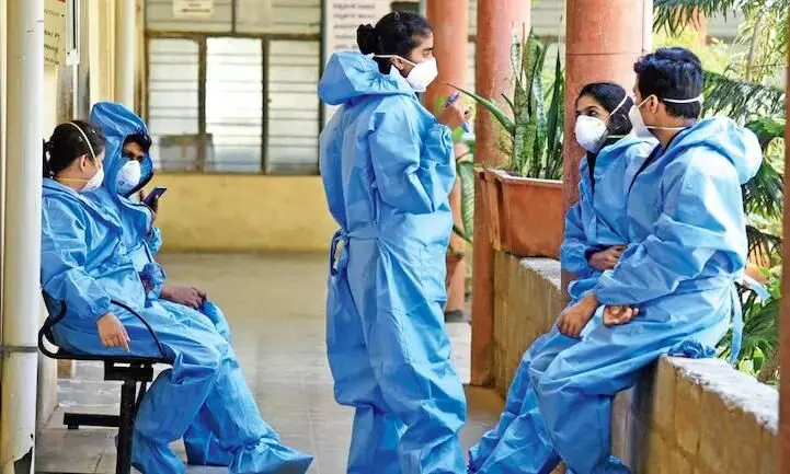 23 Junior Doctors Of Delhi Hospital Test Covid+ In A Week As Cases Spiral
