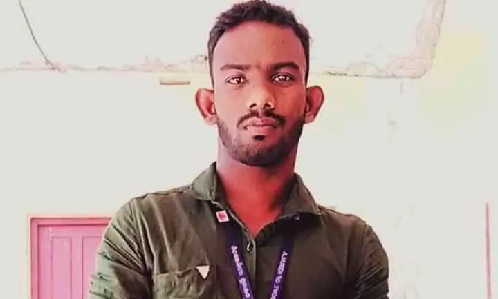 വിവാഹ വാഗ്ദാനം നൽകി പീഡനം; പഞ്ചായത്ത് ജീവനക്കാരൻ അറസ്റ്റിൽ വിവാഹ വാഗ്ദാനം നൽകി പീഡനം; പഞ്ചായത്ത് ജീവനക്കാരൻ അറസ്റ്റിൽ