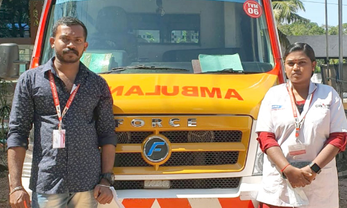 ആംബുലന്‍സ് ജീവനക്കാരുടെ പരിചരണത്തില്‍ യുവതിക്ക് വീട്ടില്‍ സുഖപ്രസവം