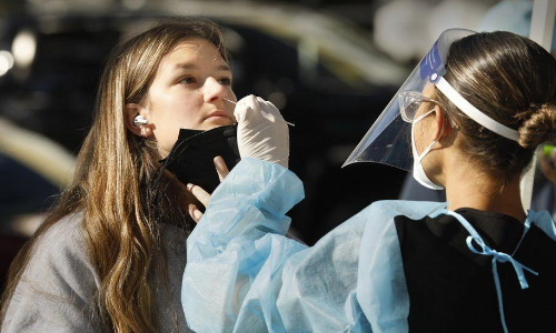 അമേരിക്കയിൽ കുതിച്ചുയർന്ന് കോവിഡ്; തിങ്കളാഴ്ച 10 ലക്ഷത്തിലധികം പേർക്ക് രോഗബാധ