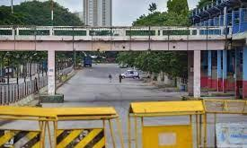 കോവിഡ് വ്യാപനം; നിയന്ത്രണങ്ങൾ കടുപ്പിച്ച് കർണാടക; വെള്ളിയാഴ്ച മുതൽ വാരാന്ത്യ കർഫ്യൂ