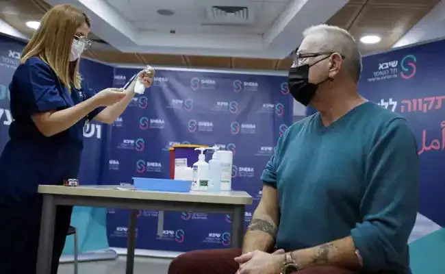 ഇസ്രായേലിൽ വീണ്ടും കോവിഡ് വ്യാപനം; രോഗികളുടെ എണ്ണം 60,000ത്തിലേക്ക് അടുത്തു ഇസ്രായേലിൽ വീണ്ടും കോവിഡ് വ്യാപനം; രോഗികളുടെ എണ്ണം 60,000ത്തിലേക്ക് അടുത്തു