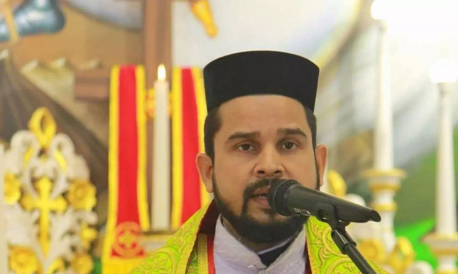 അൽഐൻ പള്ളി വികാരി സെബി എൽദോസ് നാട്ടിൽ നിര്യാതനായി