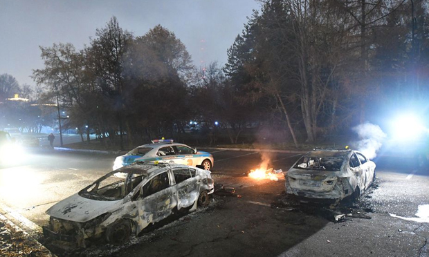 ഇന്ധനവില വർധന: പ്രതിഷേധ ജ്വാല അണയ്ക്കാനാകാതെ കസാഖ് പ്രസിഡന്റ്; സഹായ വാഗ്ദാനവുമായി അയൽ രാജ്യങ്ങൾ ഇന്ധനവില വർധന: പ്രതിഷേധ ജ്വാല അണയ്ക്കാനാകാതെ കസാഖ് പ്രസിഡന്റ്; സഹായ വാഗ്ദാനവുമായി അയൽ രാജ്യങ്ങൾ